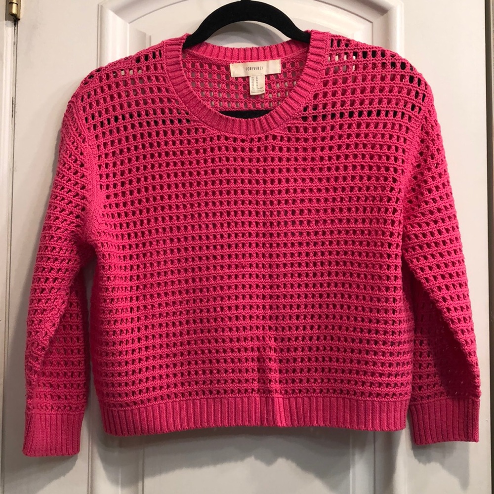 🌷BRIGHT PINK SWEATER